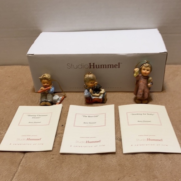 Studio Hummel Ornament Set of 3 Set 3 - Picture 3 of 14